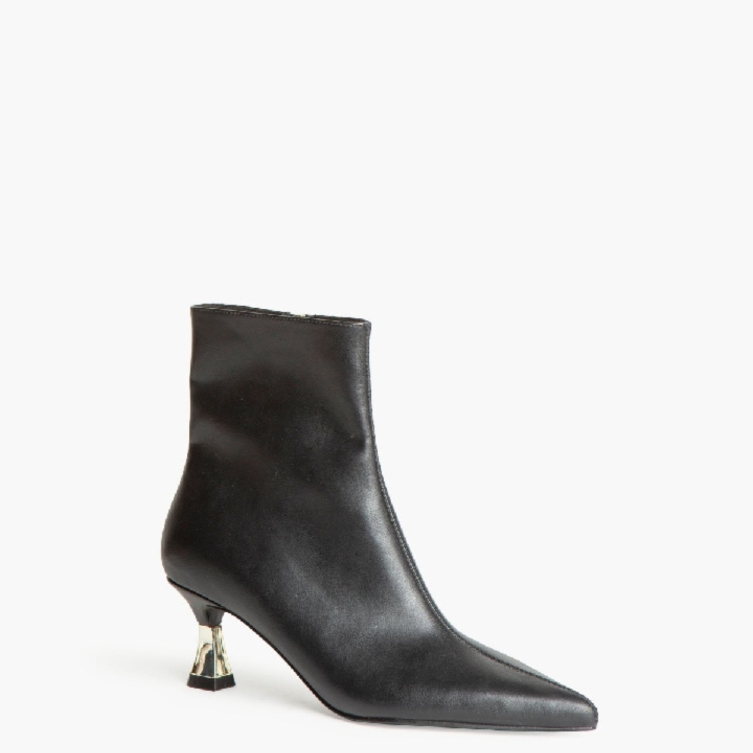 CORINA Ankle Boots 1