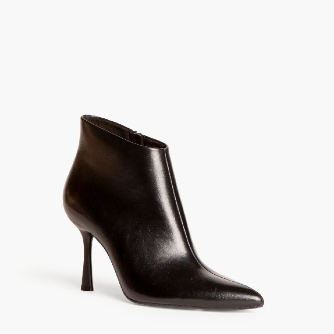 CORINA Ankle Boots 1