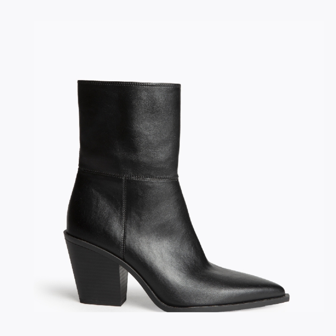 https://ioakimshoes.gr/product-category/boots-booties/